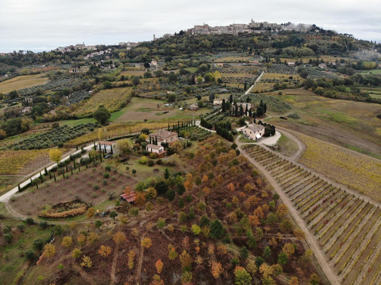 Il Palazzo Dei Diavoli Villa Montepulciano Stazione Kültér fotó